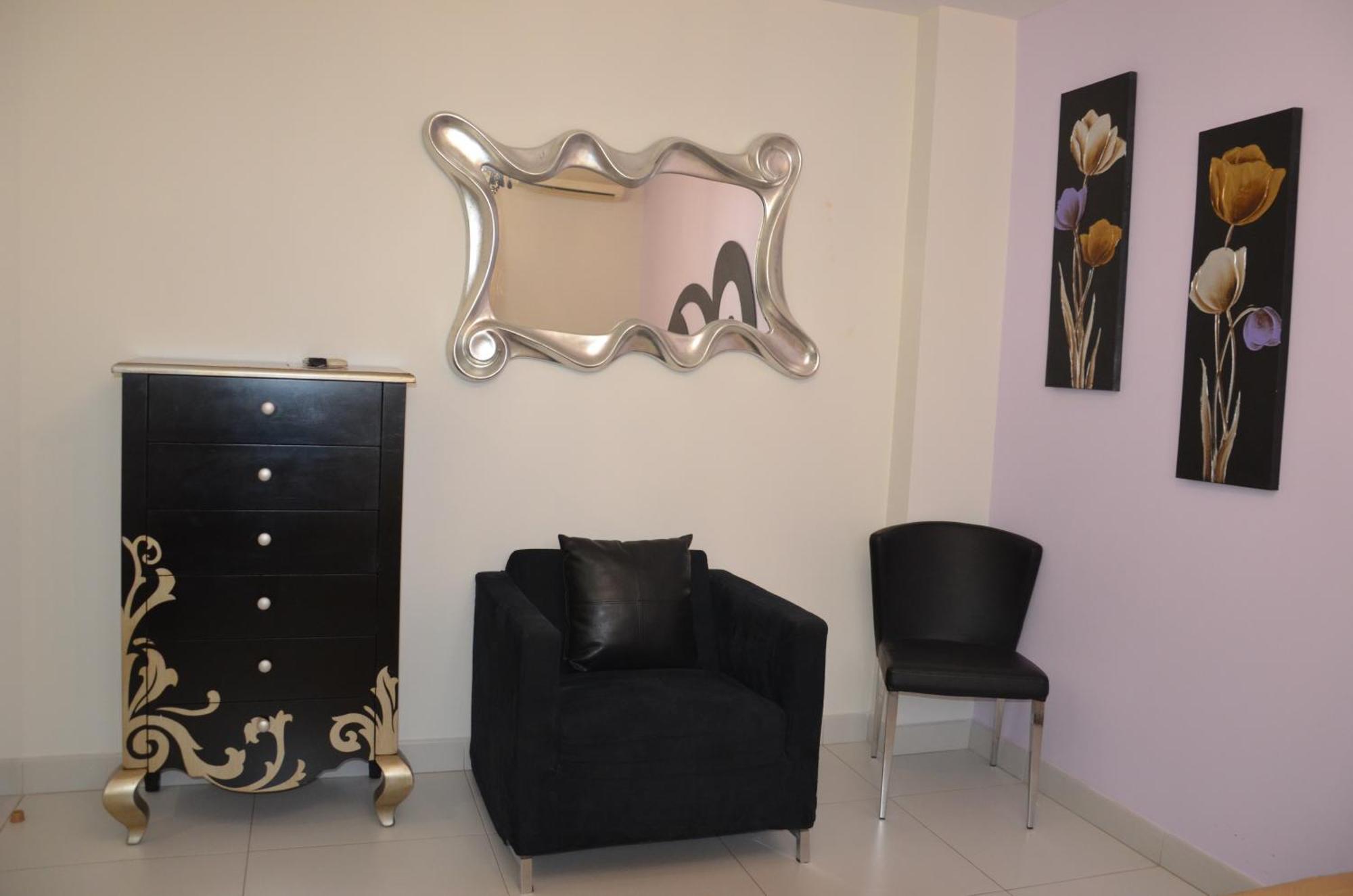 Hostal Mont Royal Alicante Luaran gambar