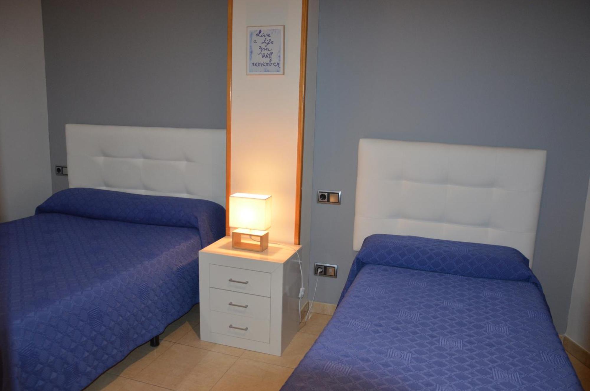 Hostal Mont Royal Alicante Luaran gambar