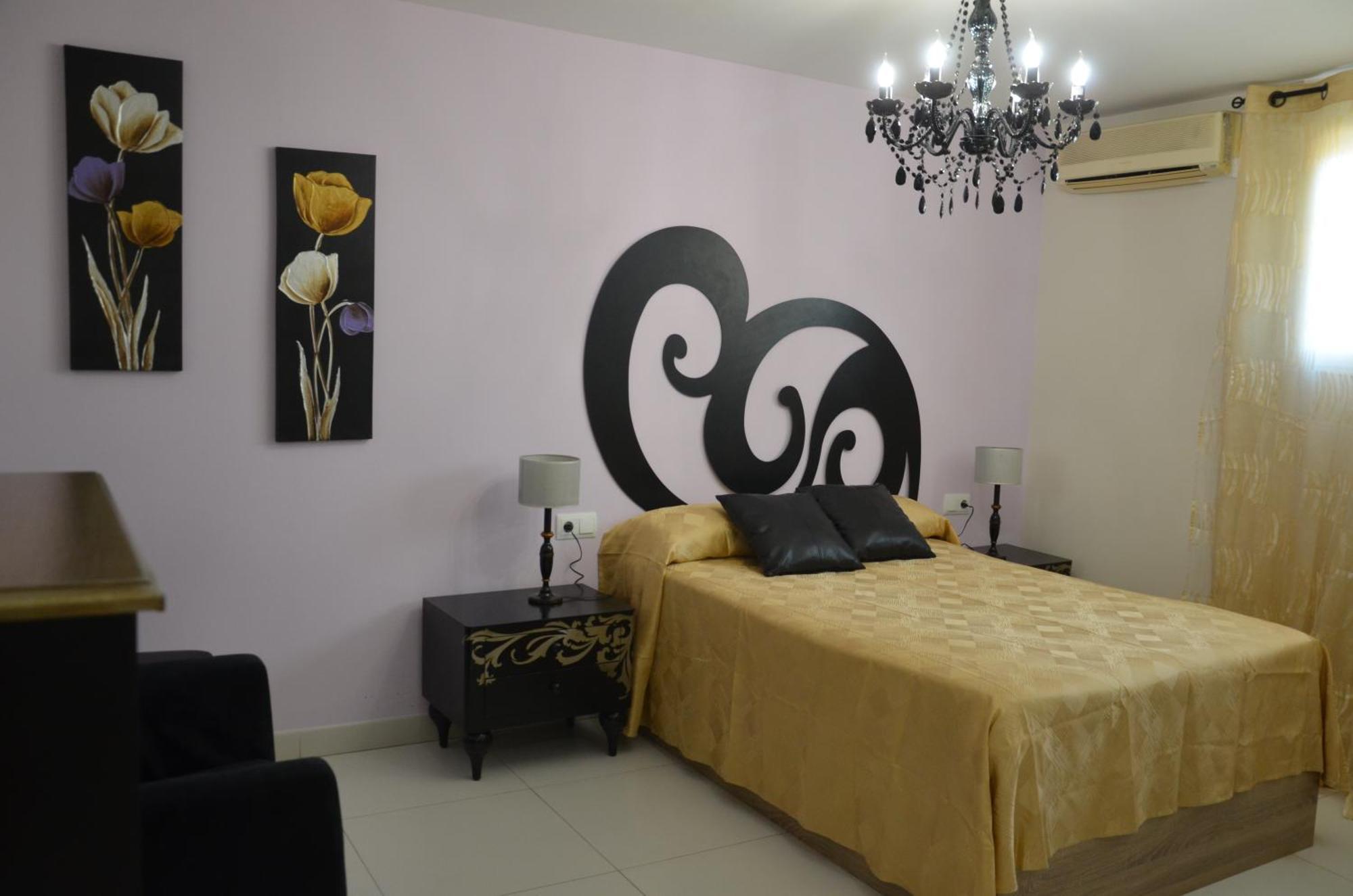 Hostal Mont Royal Alicante Luaran gambar