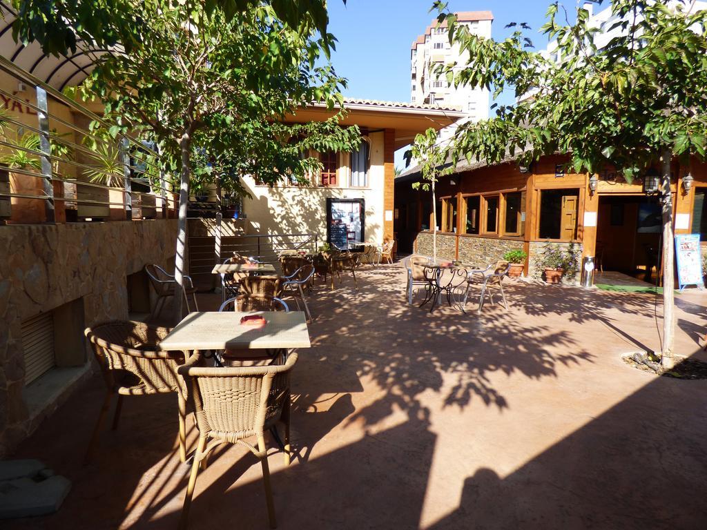Hostal Mont Royal Alicante Luaran gambar