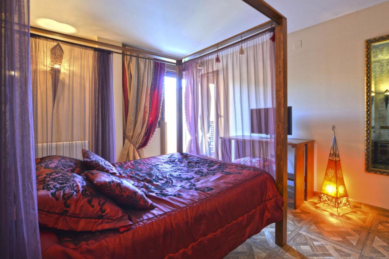 Hostal Mont Royal Alicante Luaran gambar