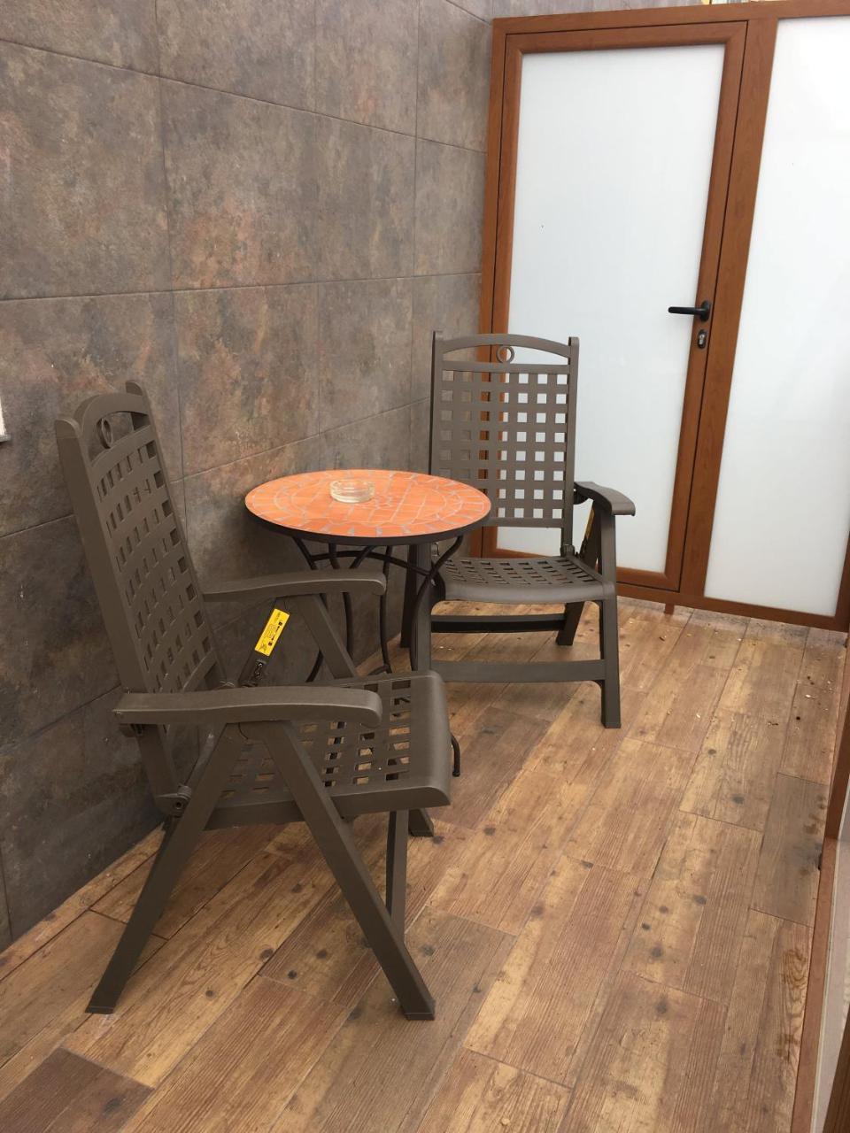 Hostal Mont Royal Alicante Luaran gambar